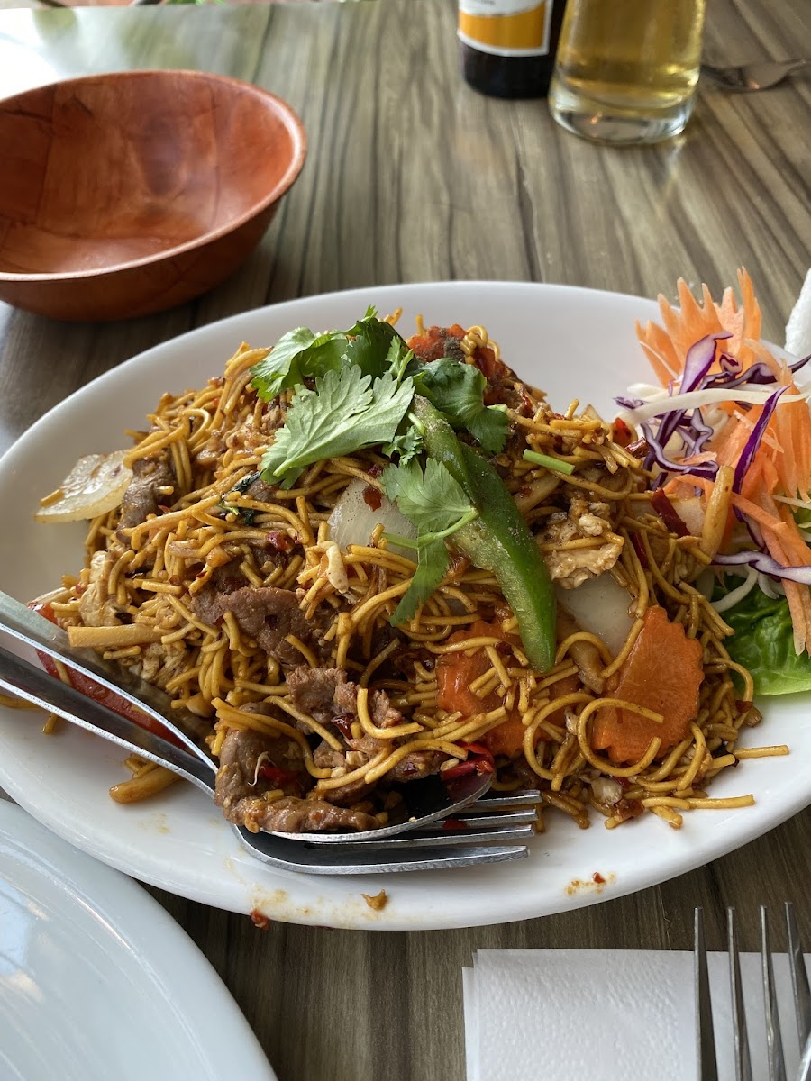 Dawinee Thai Restaurant